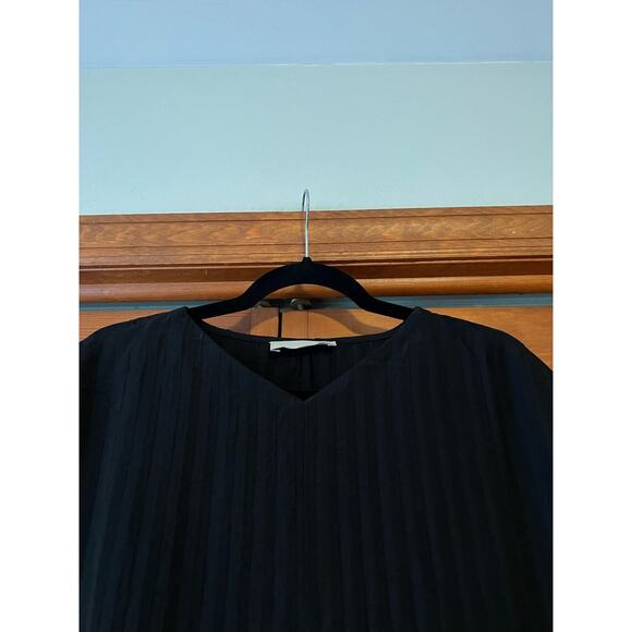 NWOT Everlane Women's City Stripe V-Neck Minimalist Cap Sleeve Boxy Top Black 4 - Picture 4 of 10